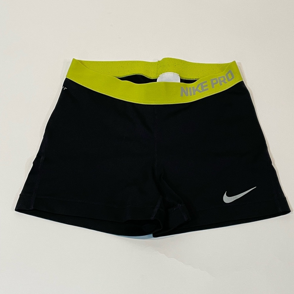 Nike Women’s Pro Dri-FIT Shorts in Black / Lime Size M